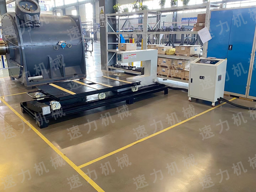 中煤科工集團(tuán)研究院永磁電機研究所使用我司大型電機端蓋加熱器使用現(xiàn)場